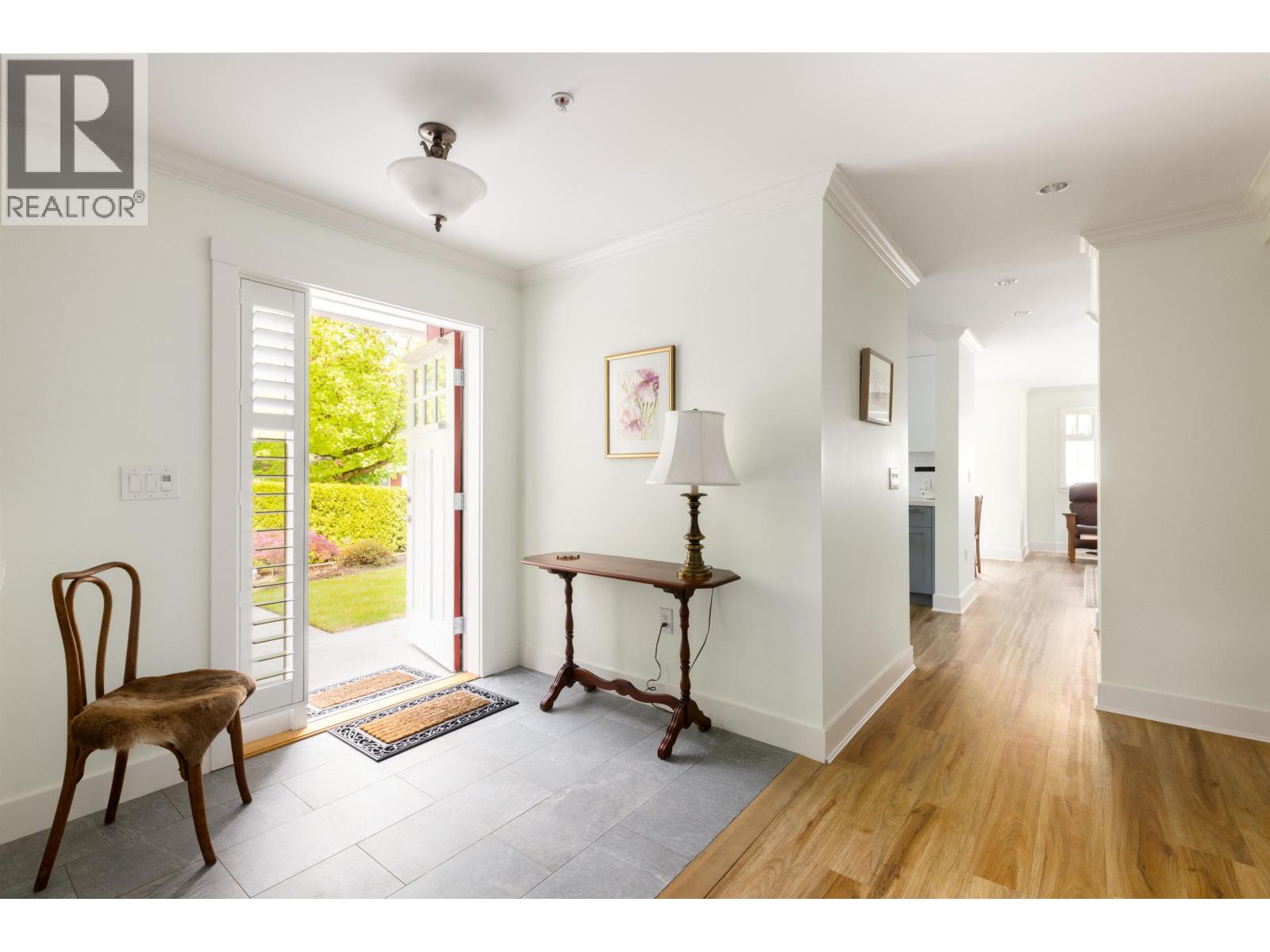 4490 W 8th Avenue, Vancouver, British Columbia  V6R 2A2 - Photo 2 - R3124960