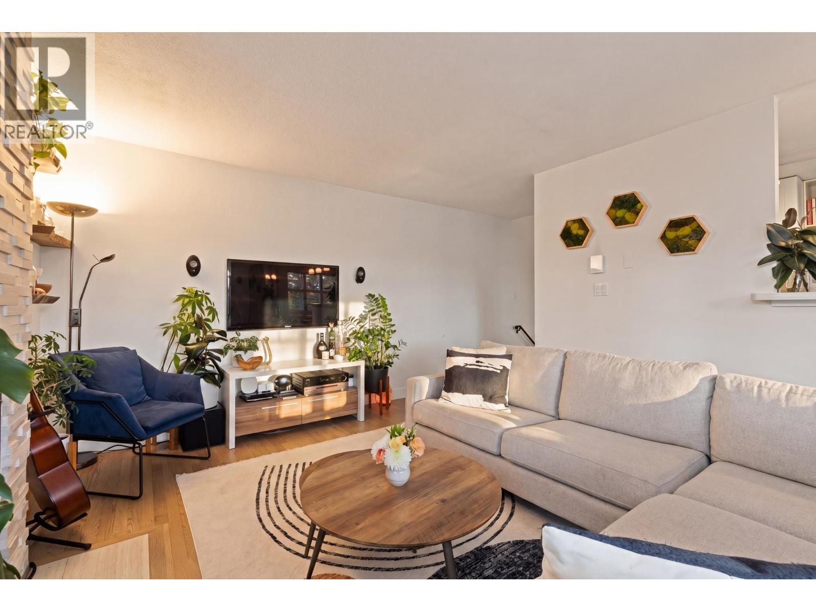 2558 W 4th Avenue, Vancouver, British Columbia  V6K 1P6 - Photo 10 - R3124995