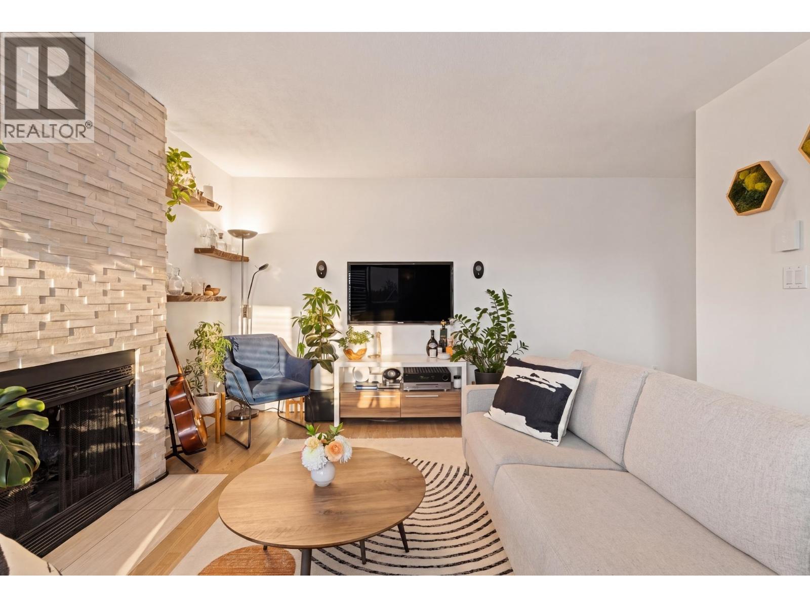 2558 W 4th Avenue, Vancouver, British Columbia  V6K 1P6 - Photo 9 - R3124995