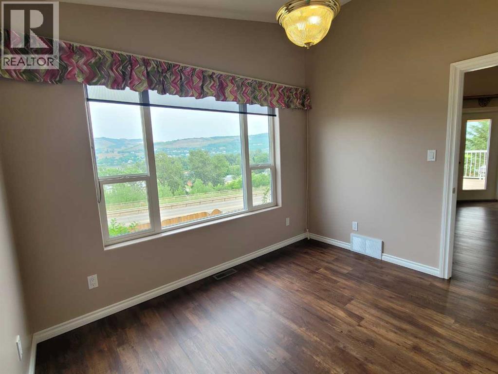 10606 90 Street, Peace River, Alberta  T8S 1P1 - Photo 21 - A2306636