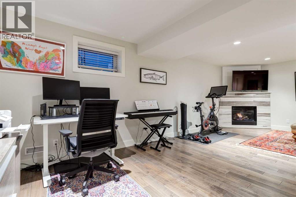 3207 24a Street SW, Calgary, Alberta  T3E 1W6 - Photo 34 - A2294008