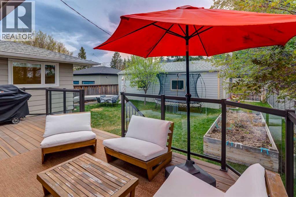 3207 24a Street SW, Calgary, Alberta  T3E 1W6 - Photo 45 - A2294008