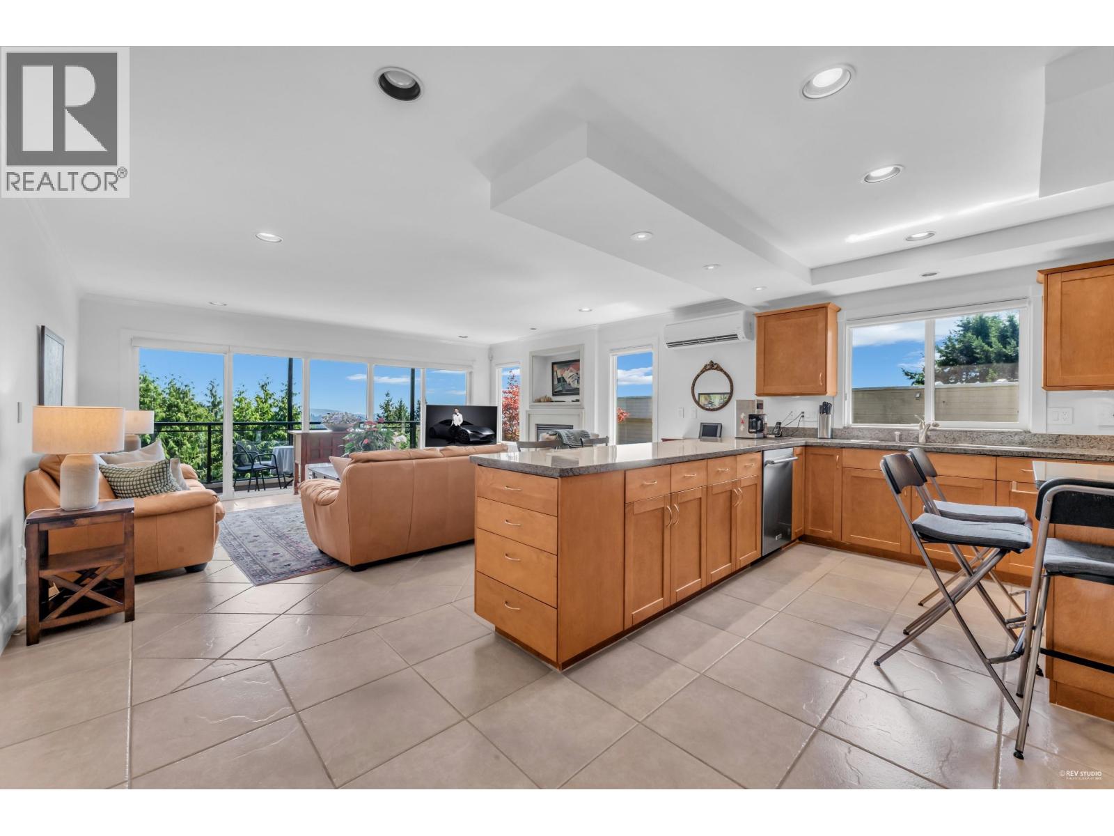 574 St. Andrews Place, West Vancouver, British Columbia  V7S 1V8 - Photo 16 - R3124968