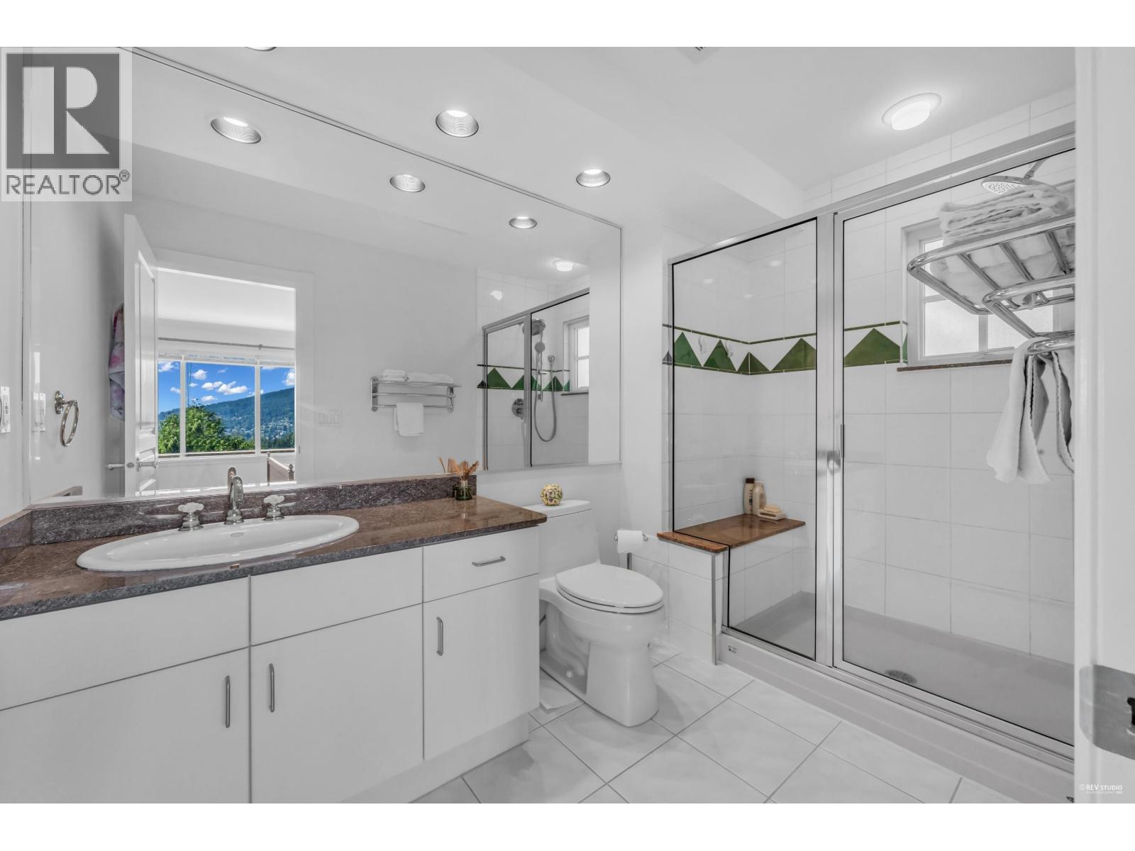 574 St. Andrews Place, West Vancouver, British Columbia  V7S 1V8 - Photo 28 - R3124968