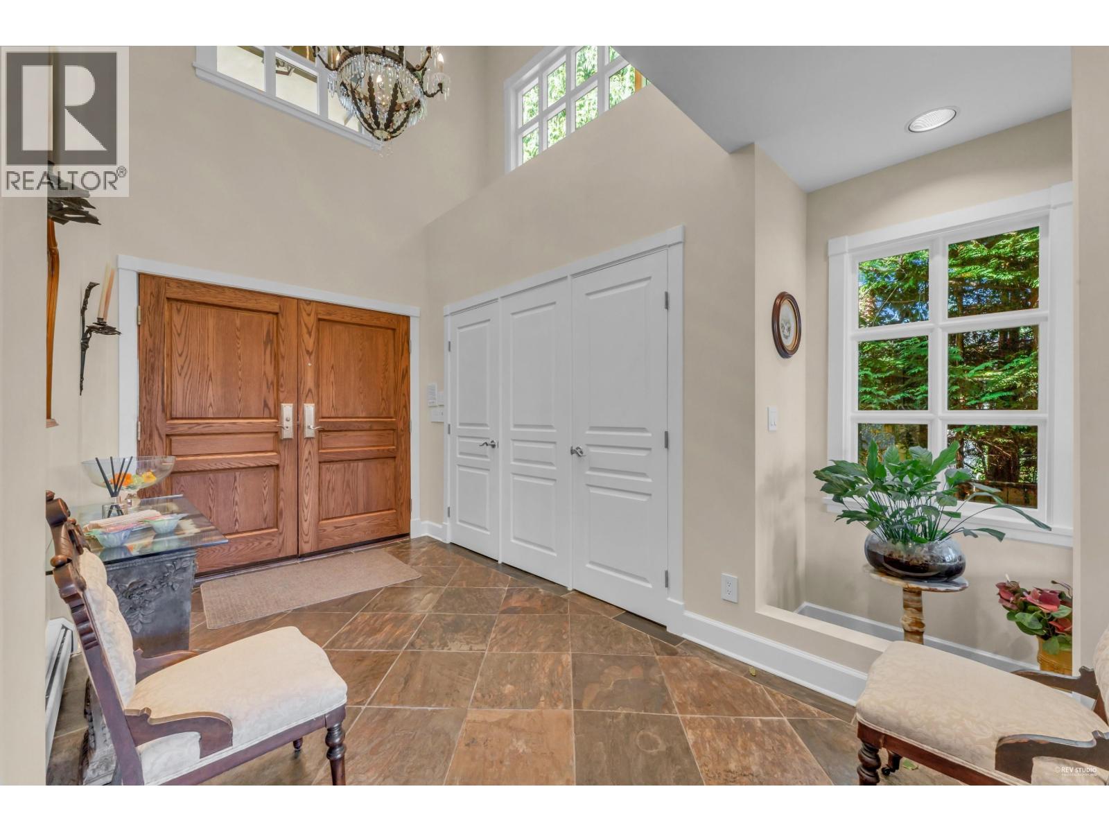 574 St. Andrews Place, West Vancouver, British Columbia  V7S 1V8 - Photo 5 - R3124968