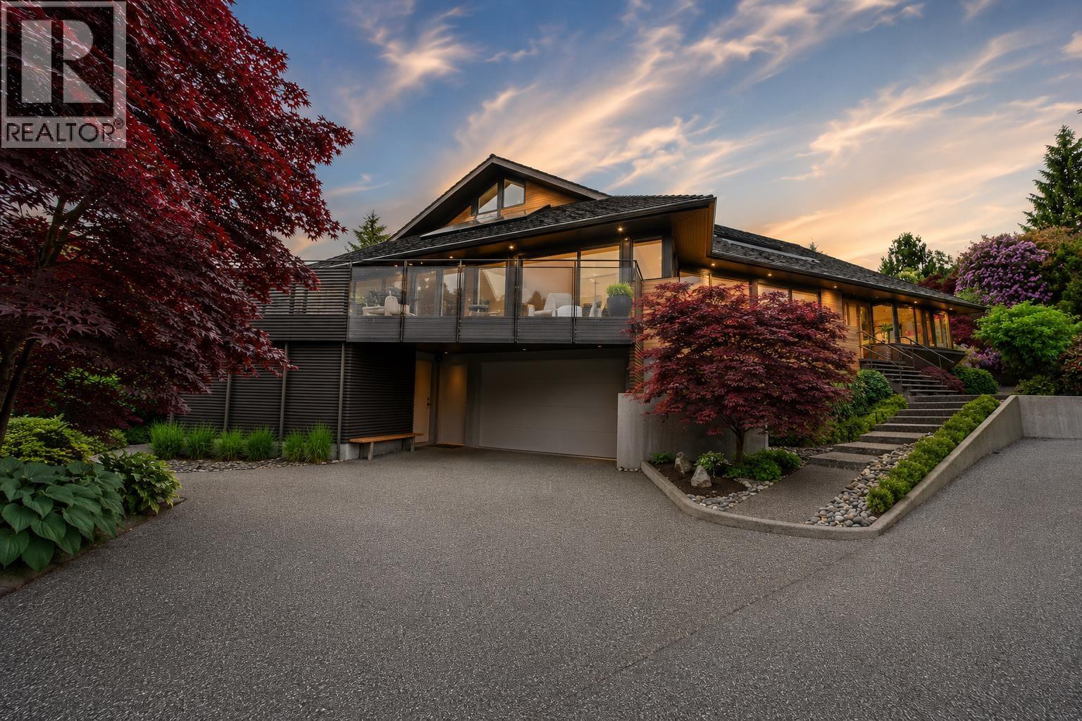 1873 ESQUIMALT AVENUE, West Vancouver, British Columbia