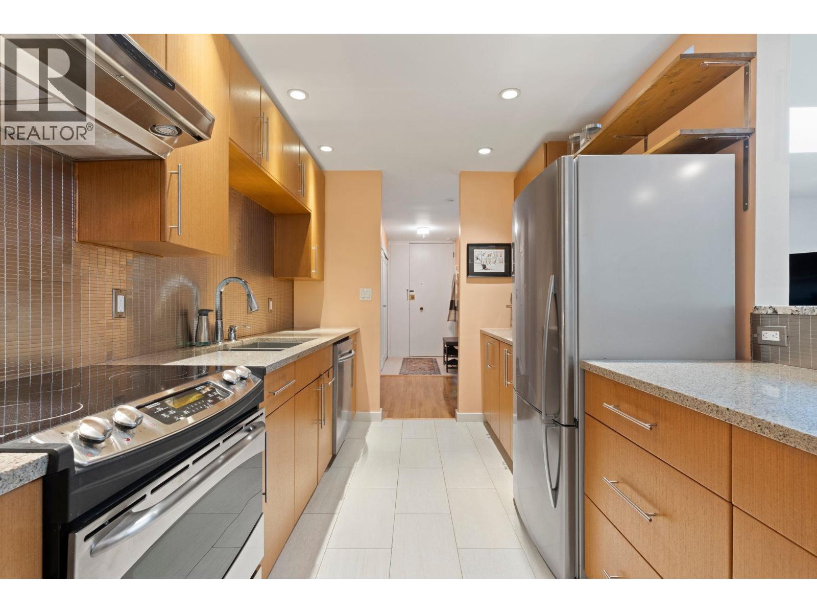 304 1777 W 13th Avenue, Vancouver, British Columbia  V6J 2H2 - Photo 12 - R3124653