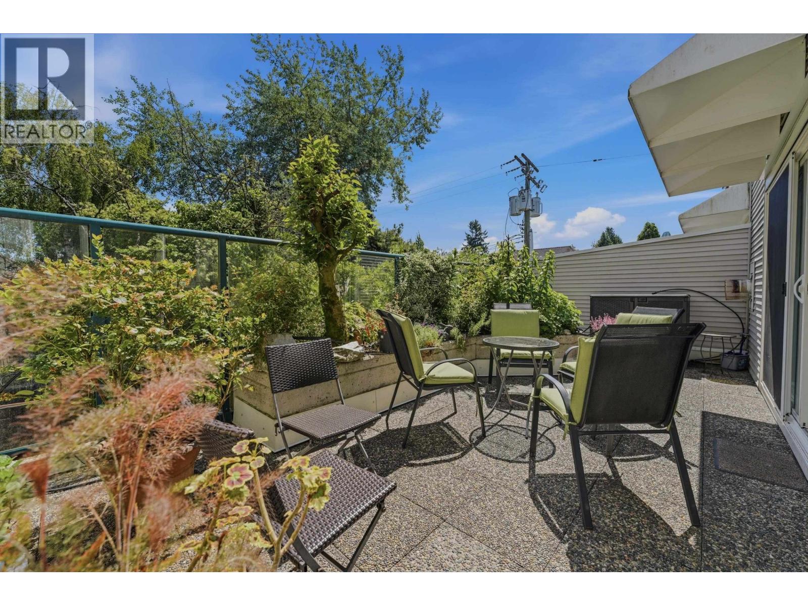 202 3590 W 26th Avenue, Vancouver, British Columbia  V6S 1N9 - Photo 2 - R3125002