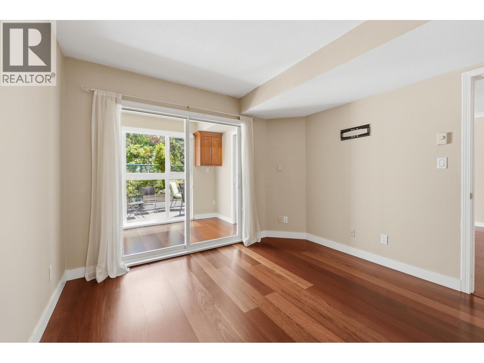 202 3590 W 26th Avenue, Vancouver, British Columbia  V6S 1N9 - Photo 5 - R3125002