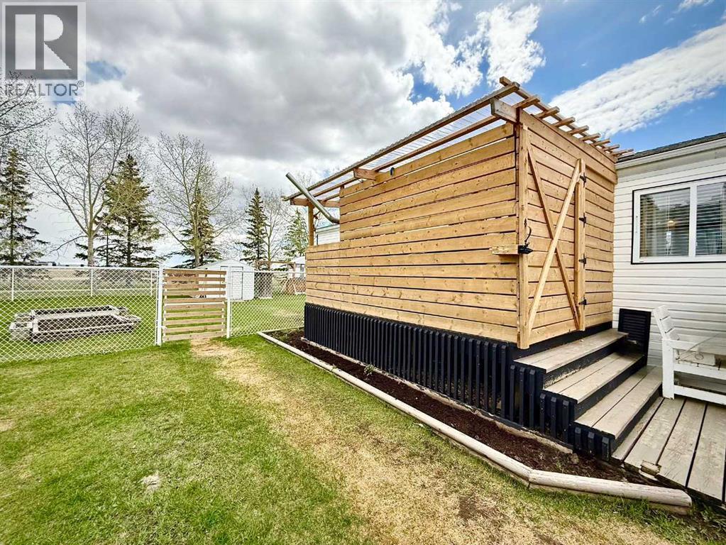 103 Clark Crescent, Rural Grande Prairie No. 1, Alberta  T8V 2Z9 - Photo 3 - A2312254