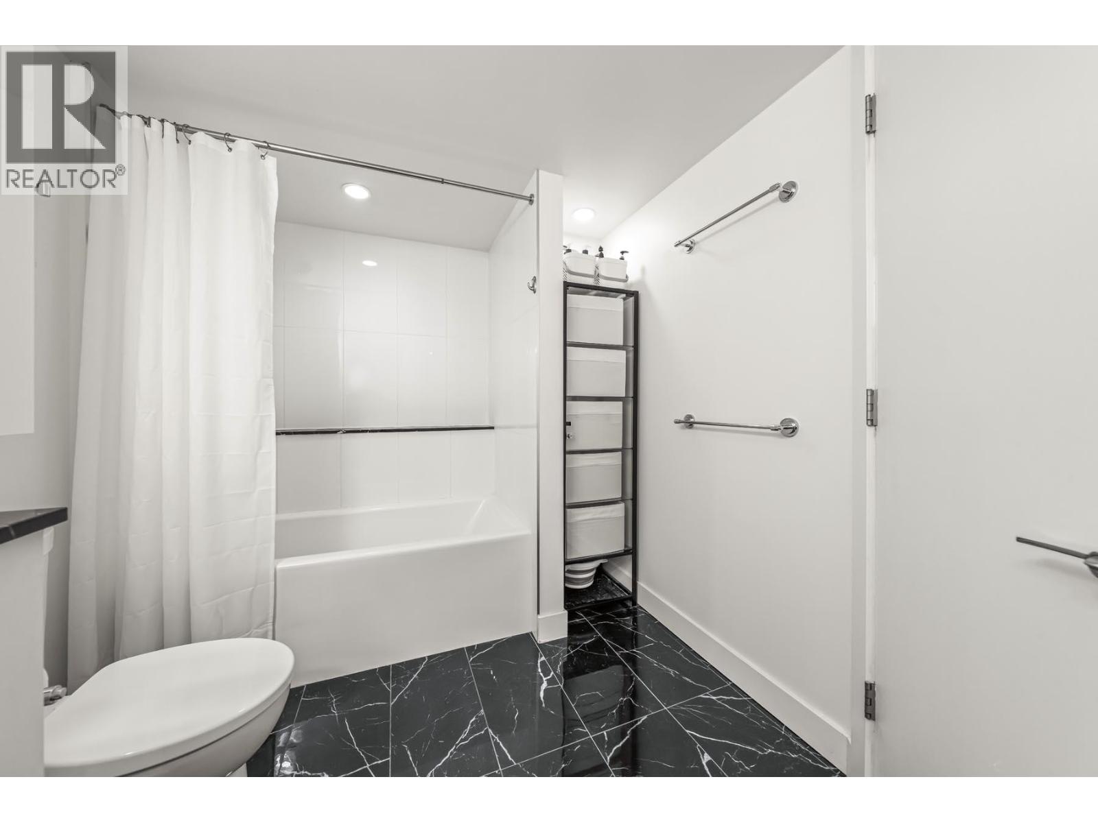1705 612 Fifth Avenue, New Westminster, British Columbia  V3M 1X5 - Photo 21 - R3124898