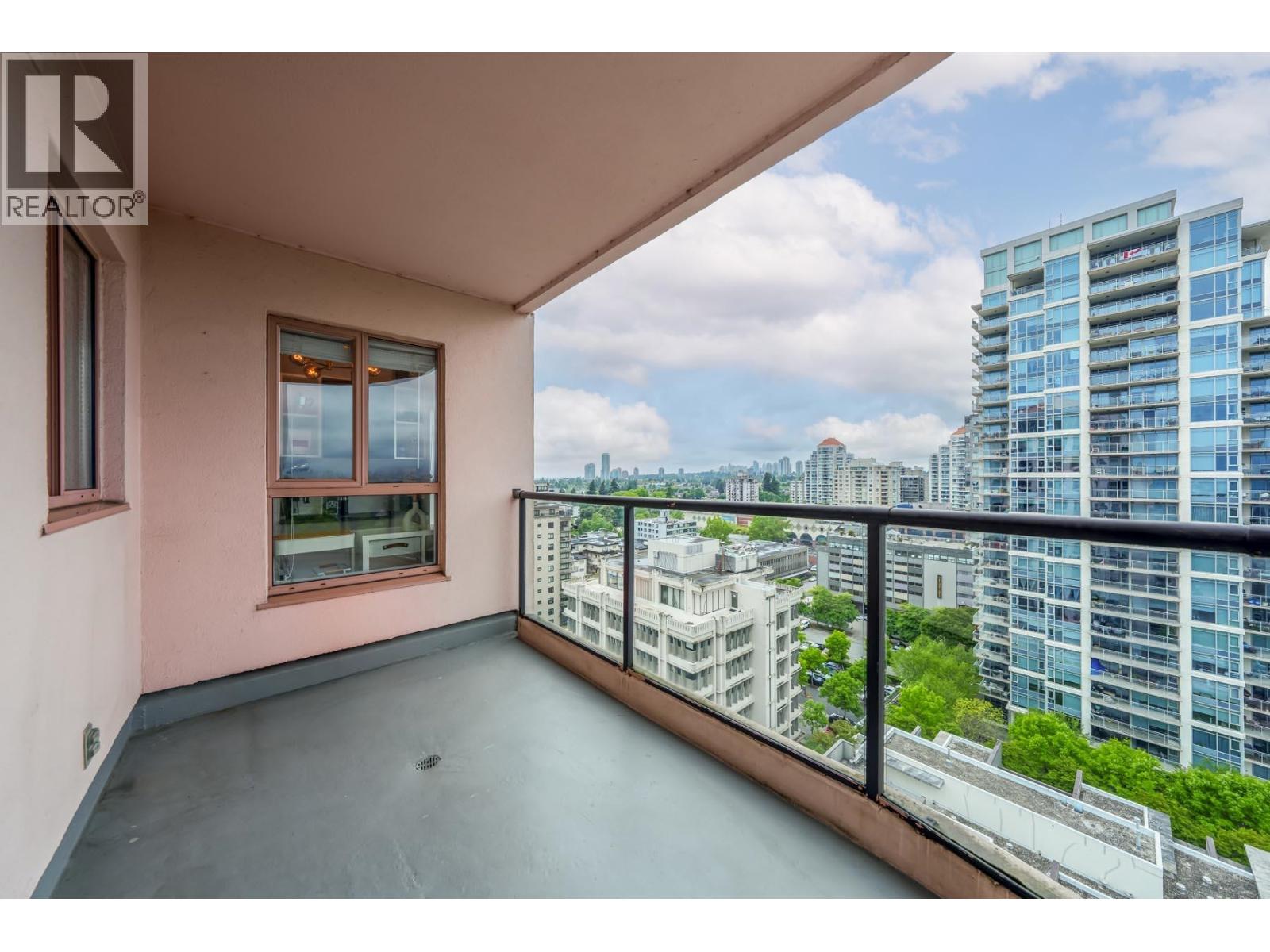 1705 612 Fifth Avenue, New Westminster, British Columbia  V3M 1X5 - Photo 25 - R3124898