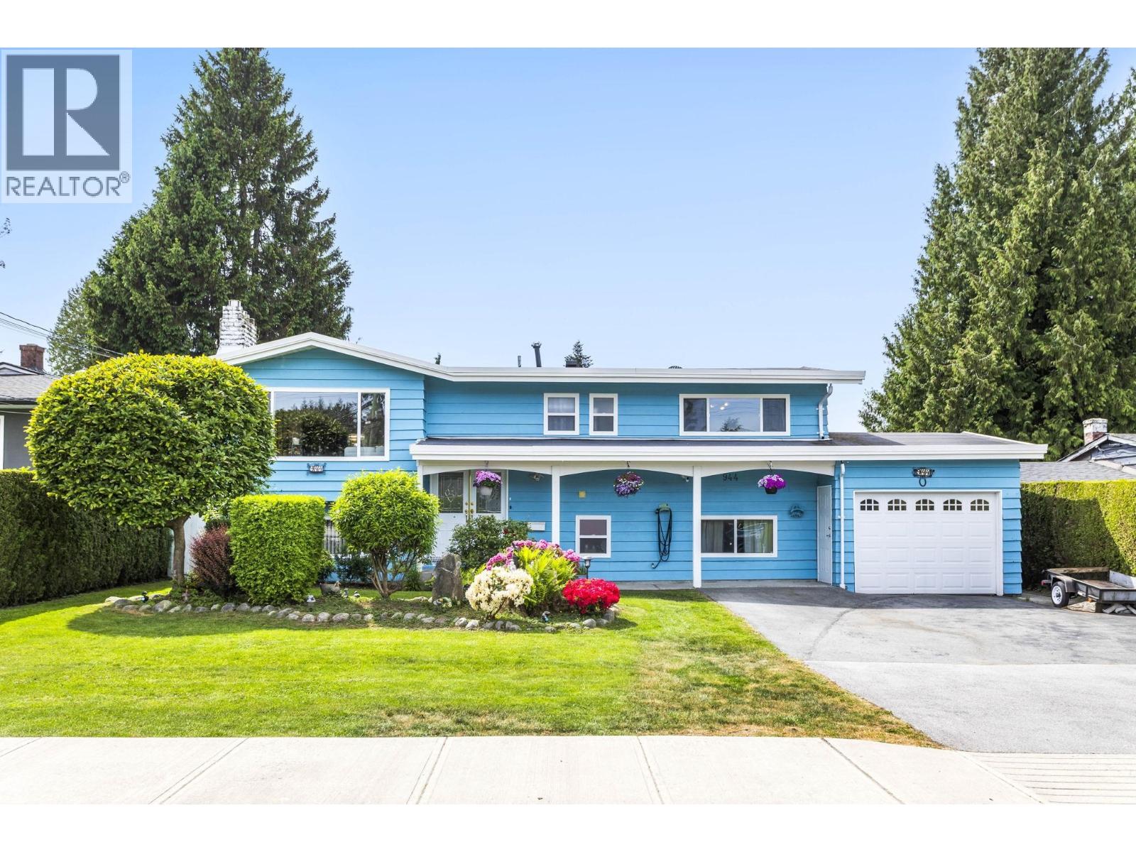 944 Porter Street, Coquitlam, British Columbia  V3J 5C2 - Photo 2 - R3124937