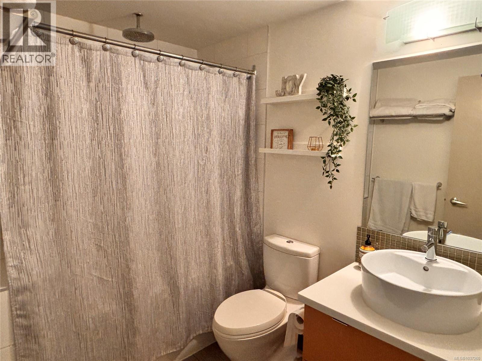 208 760 Johnson St, Victoria, British Columbia  V8W 0A4 - Photo 18 - 1037260