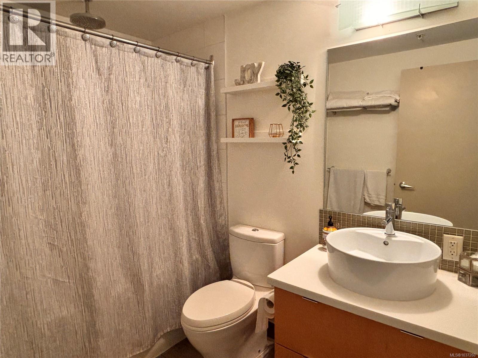 208 760 Johnson St, Victoria, British Columbia  V8W 0A4 - Photo 16 - 1037260