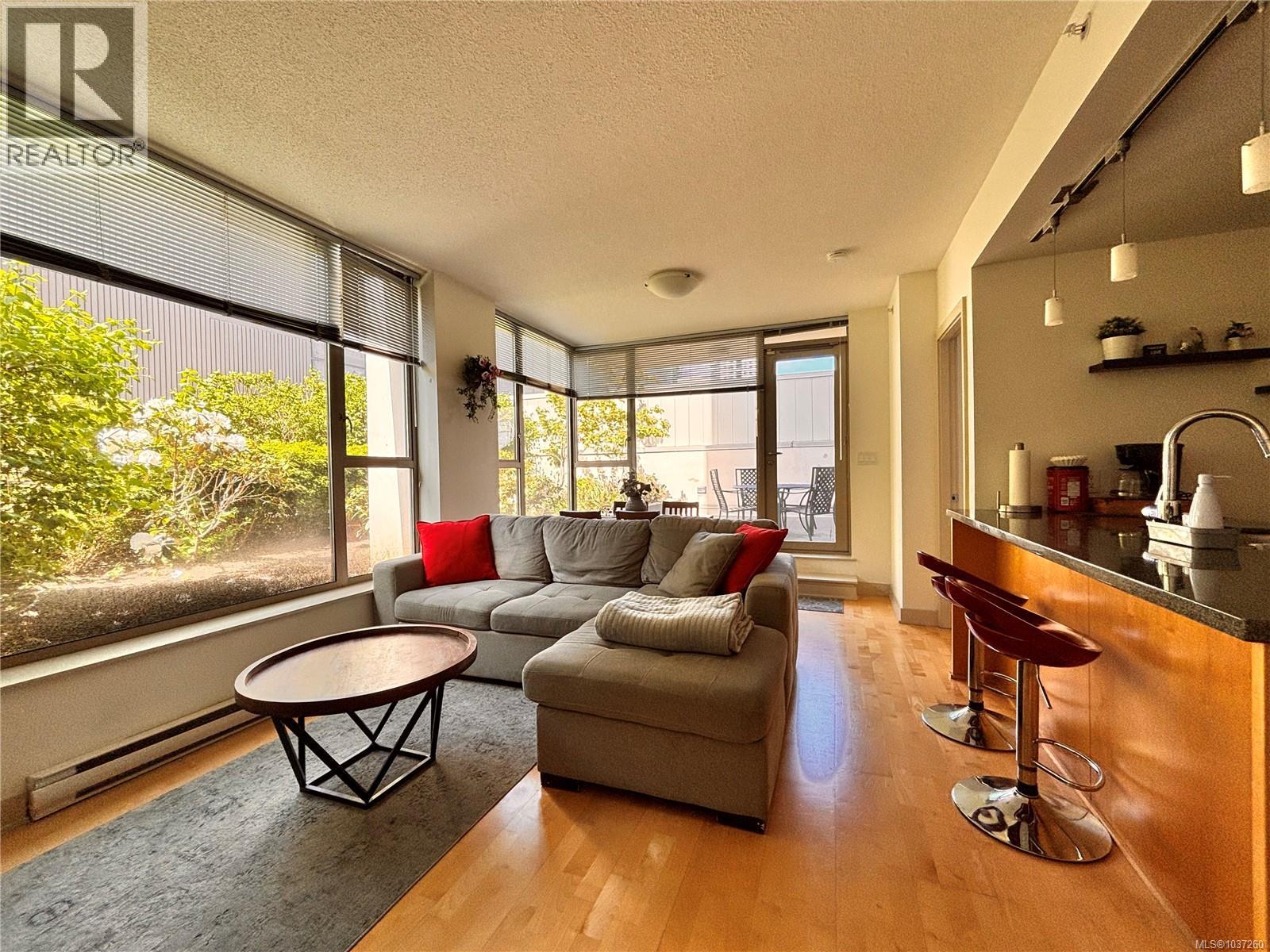 208 760 Johnson St, Victoria, British Columbia  V8W 0A4 - Photo 9 - 1037260