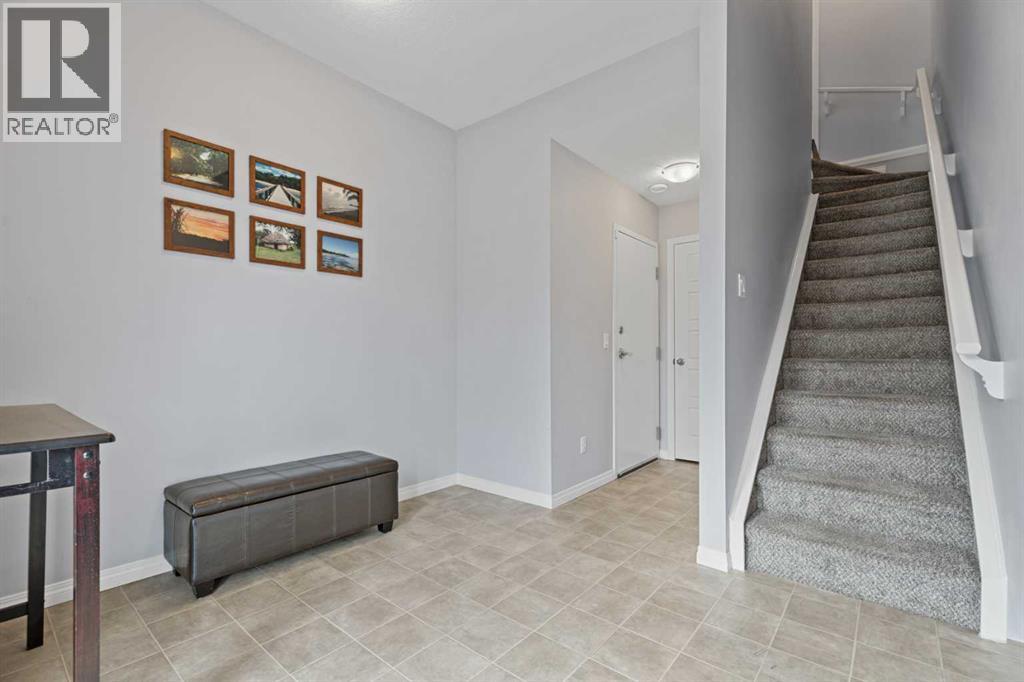 52 Saddlestone Drive NE, Calgary, Alberta  T3J 0W4 - Photo 5 - A2308922