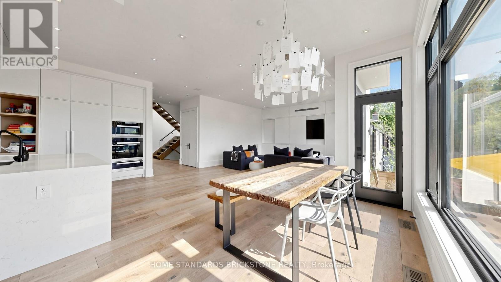 10 Alonzo Road, Toronto, Ontario M2R 1T5 - Photo 9 - C13145518