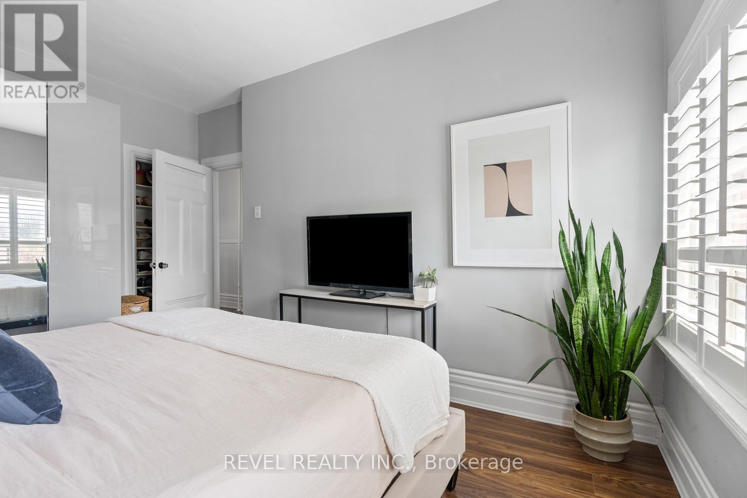 29 Shannon Street, Toronto, Ontario M6J 2E6 - Photo 12 - C13145520