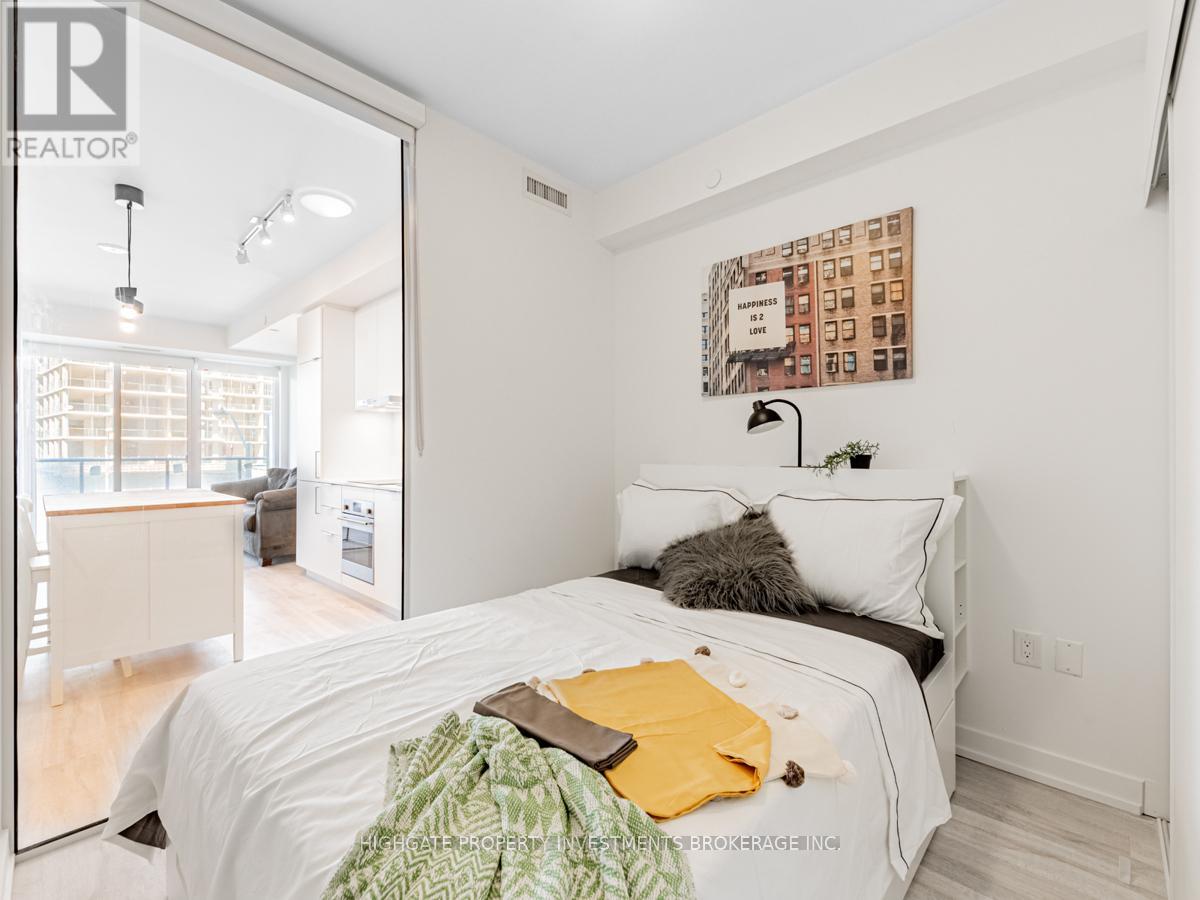 N437 - 7 Golden Lion Heights, Toronto, Ontario  M2M 3T9 - Photo 14 - C13145558