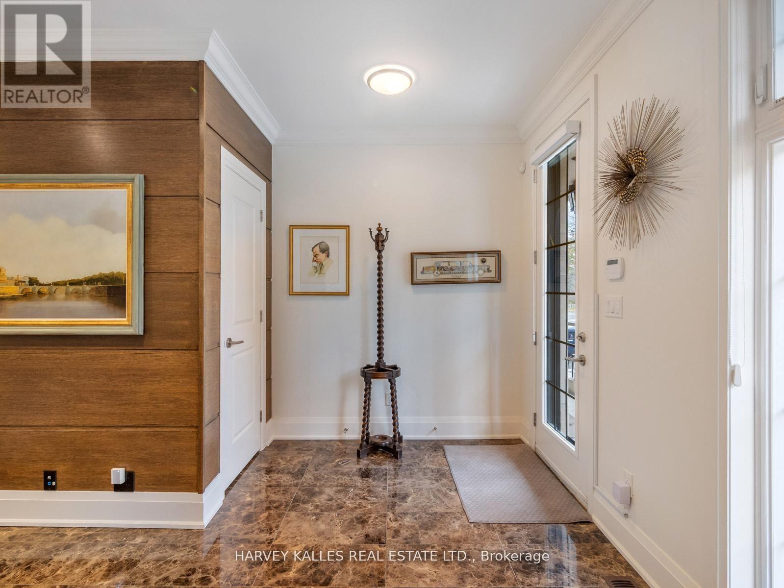 2460a Bayview Avenue, Toronto, Ontario  M2L 0A3 - Photo 3 - C13145610