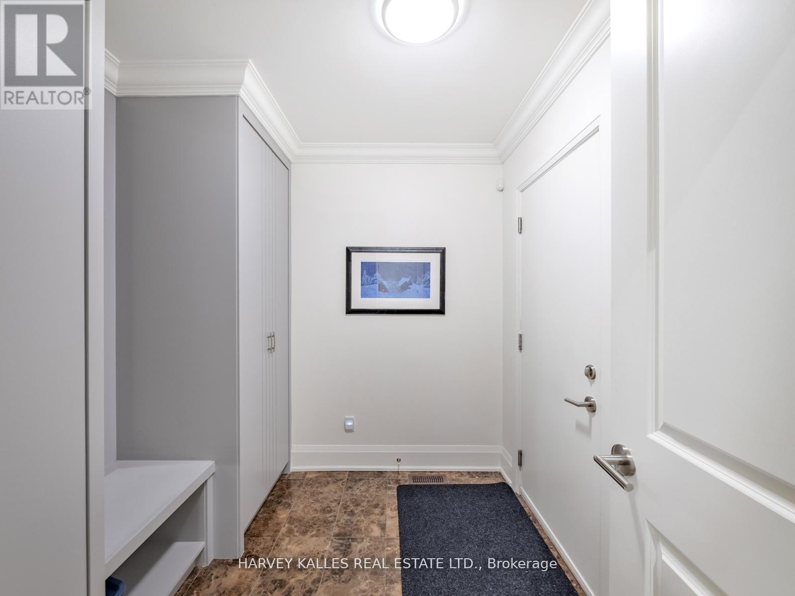 2460a Bayview Avenue, Toronto, Ontario  M2L 0A3 - Photo 8 - C13145610