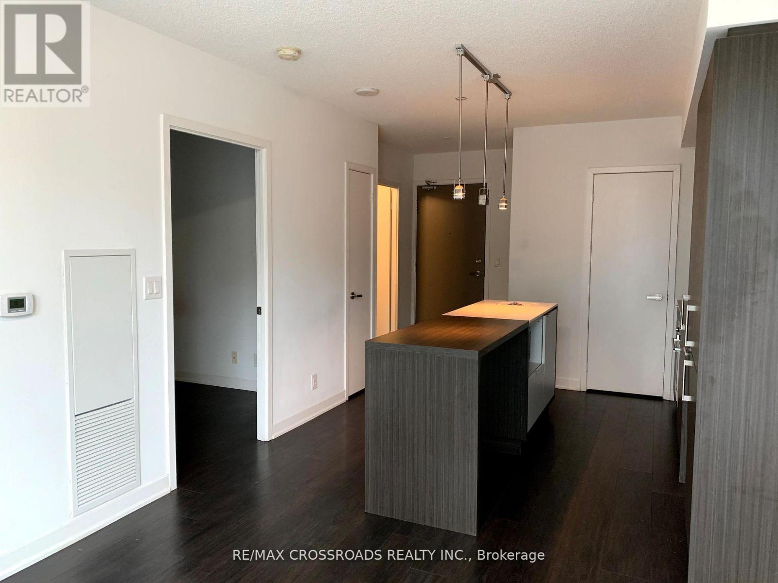 1809 - 100 Harbour Street, Toronto, Ontario  M5J 2T5 - Photo 3 - C13145620