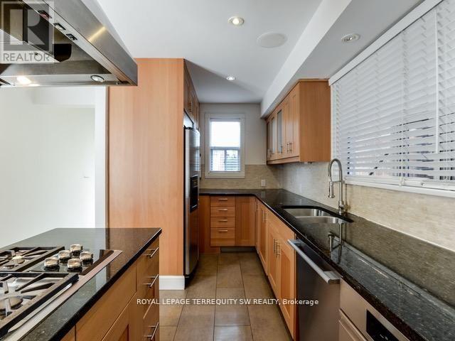 105 Barker Avenue, Toronto, Ontario  M4C 2N8 - Photo 15 - E13145514