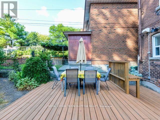 105 Barker Avenue, Toronto, Ontario  M4C 2N8 - Photo 37 - E13145514