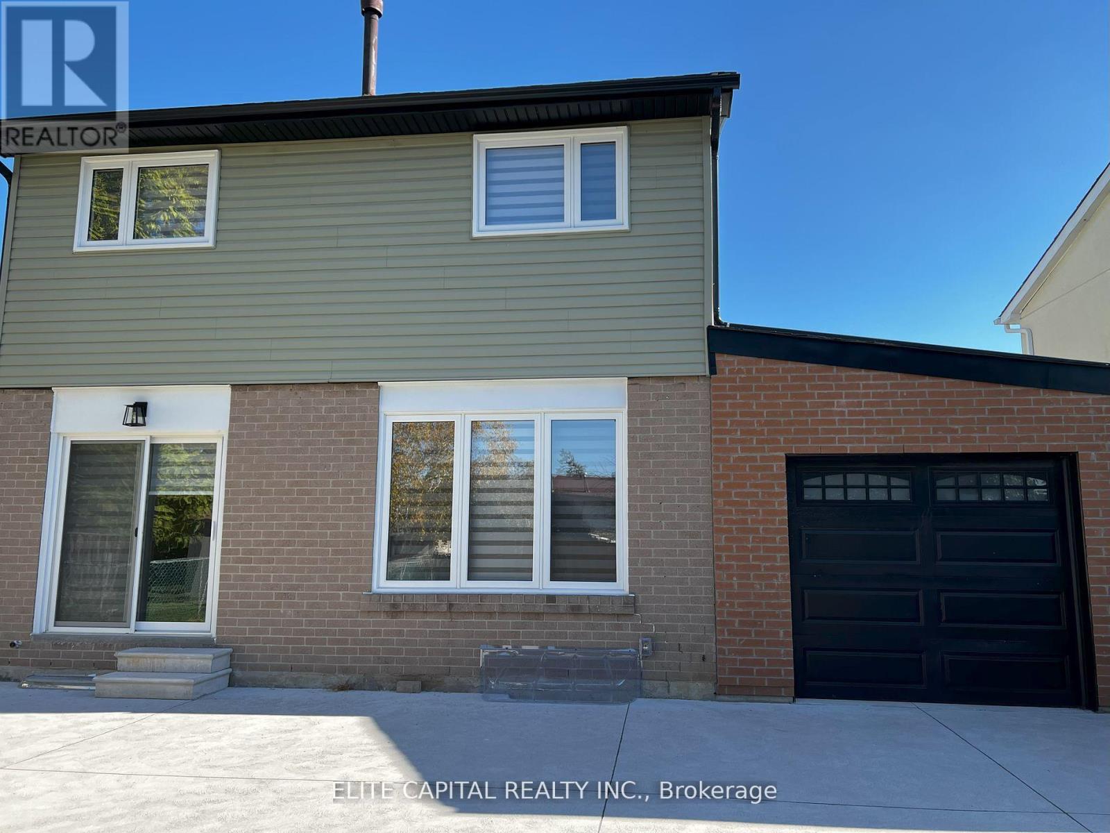 67 Hutcherson Square, Toronto, Ontario  M1B 1C5 - Photo 4 - E13145652