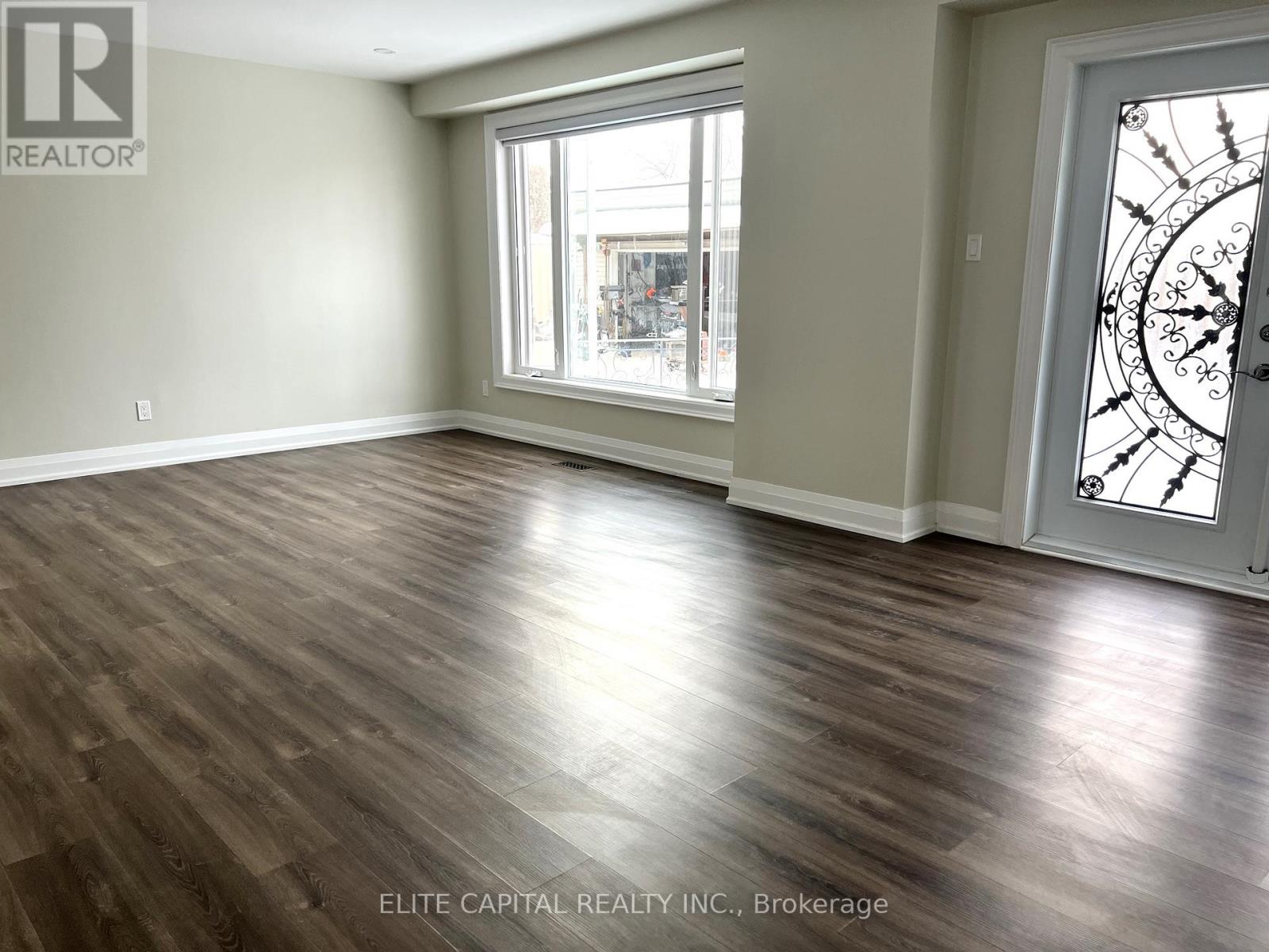 67 Hutcherson Square, Toronto, Ontario  M1B 1C5 - Photo 8 - E13145652