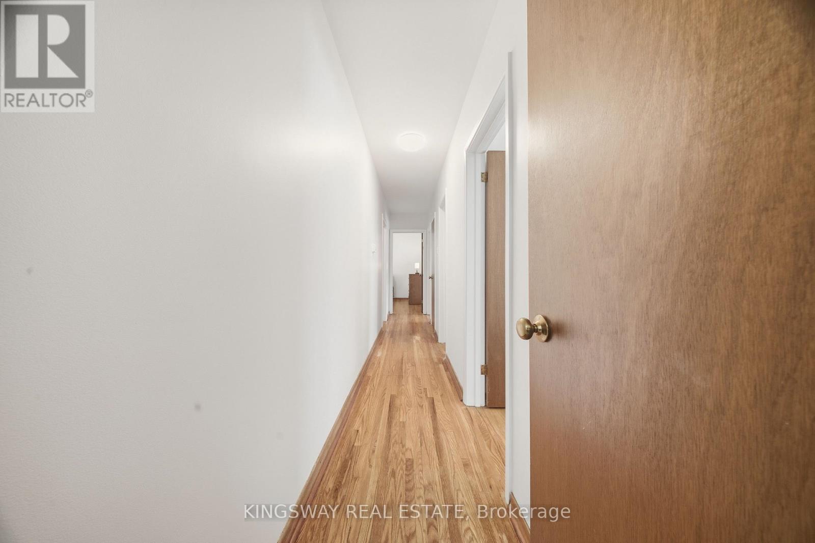 163 Floradale Drive, Mississauga, Ontario  L5B 1G2 - Photo 15 - W13075444