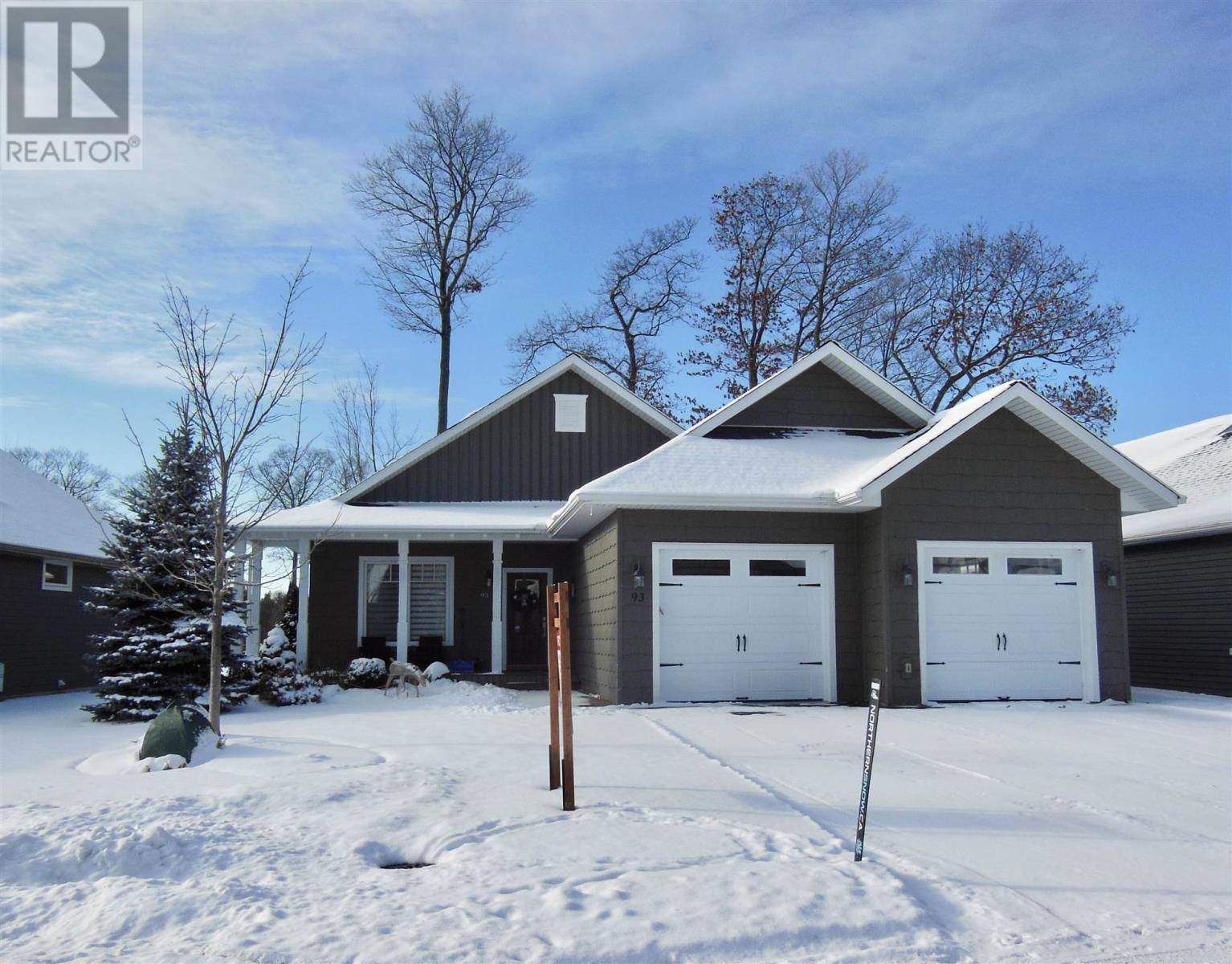 93 Crimson Ridge Dr, Sault Ste. Marie, Ontario P6A 0B5 - Photo 1 - SM260324