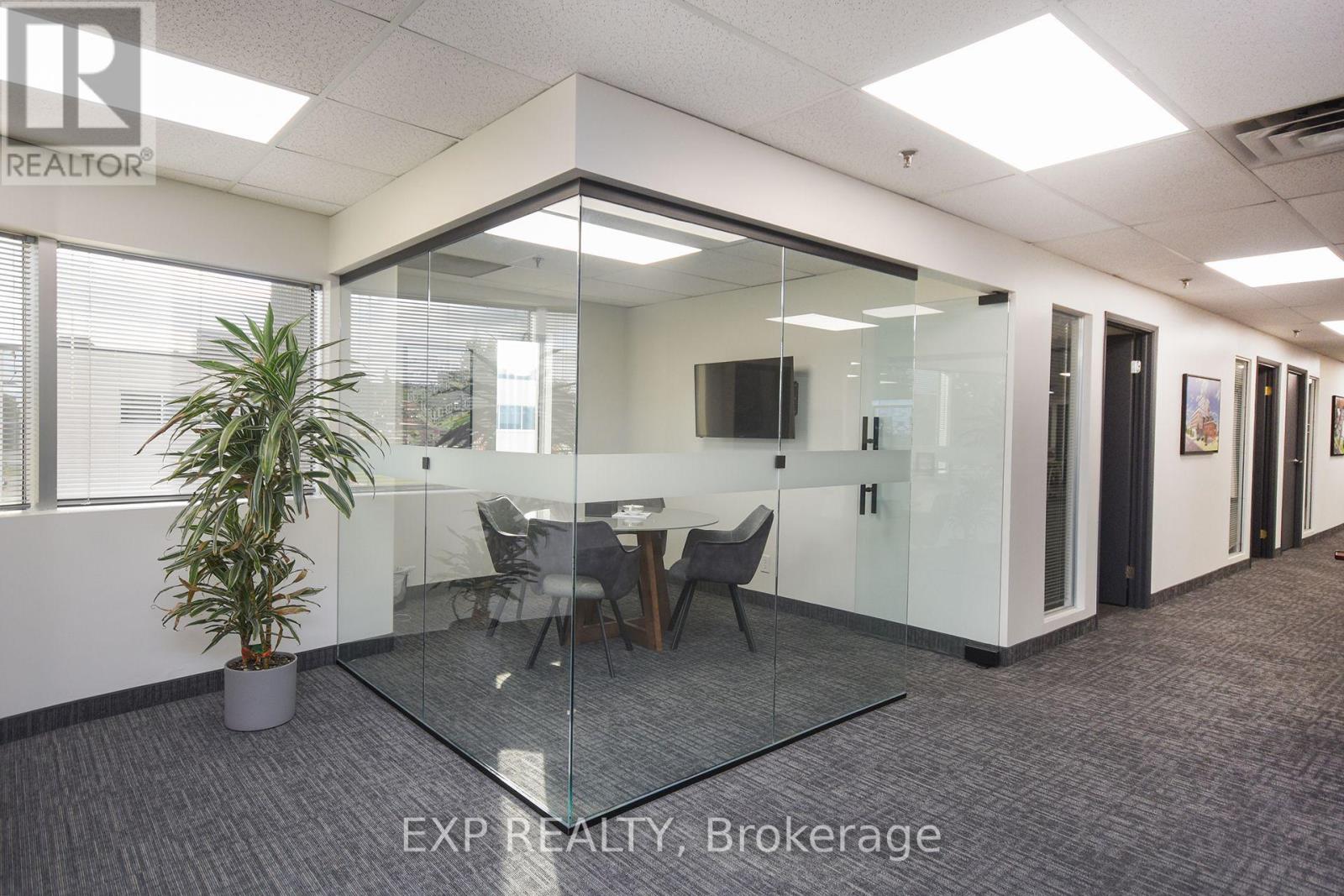 101 Office C - 60 Granton Drive, Richmond Hill, Ontario  L4B 2N6 - Photo 2 - N13145562