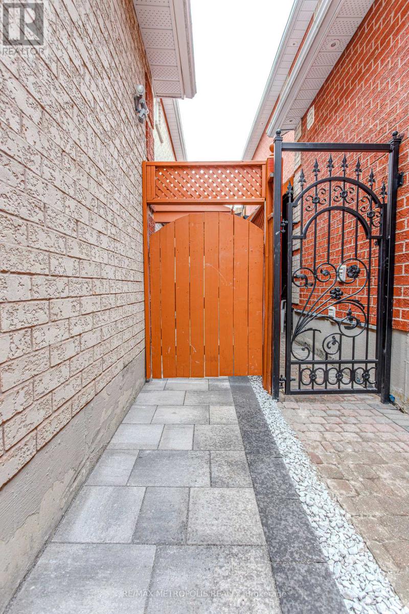 Bsmt - 30 Summerlea Street, Markham, Ontario L3S 4H7 - Photo 3 - N13145564