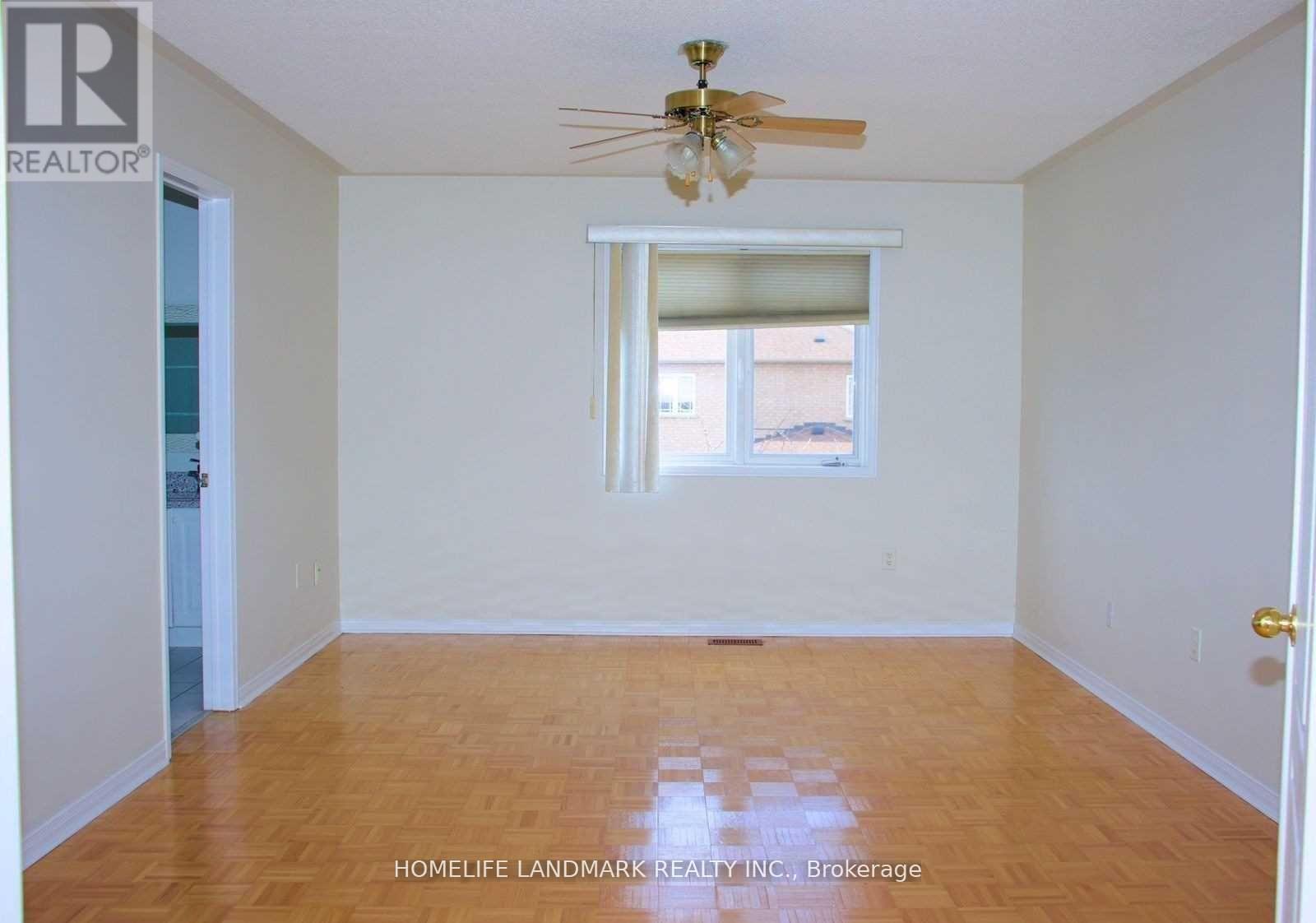 103 Sunridge Street, Richmond Hill, Ontario  L4E 3Z4 - Photo 5 - N13145654