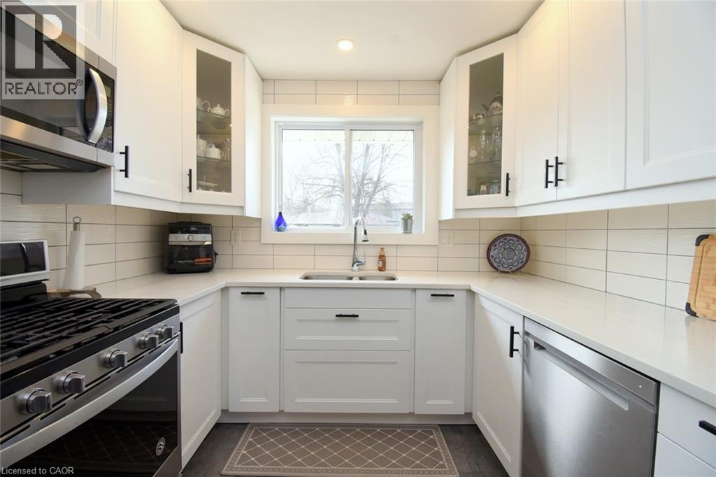 316 Cranbrook Drive, Hamilton, Ontario  L9C 4T3 - Photo 14 - 40821011