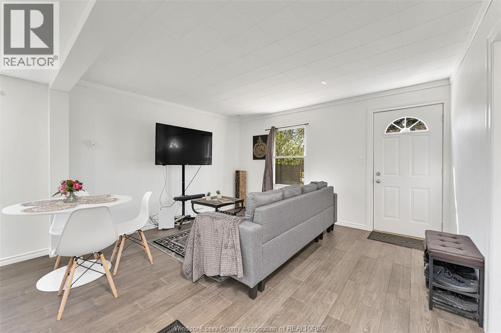 3456 Riberdy, Windsor, Ontario N8W 3V6 - Photo 9 - 26011480