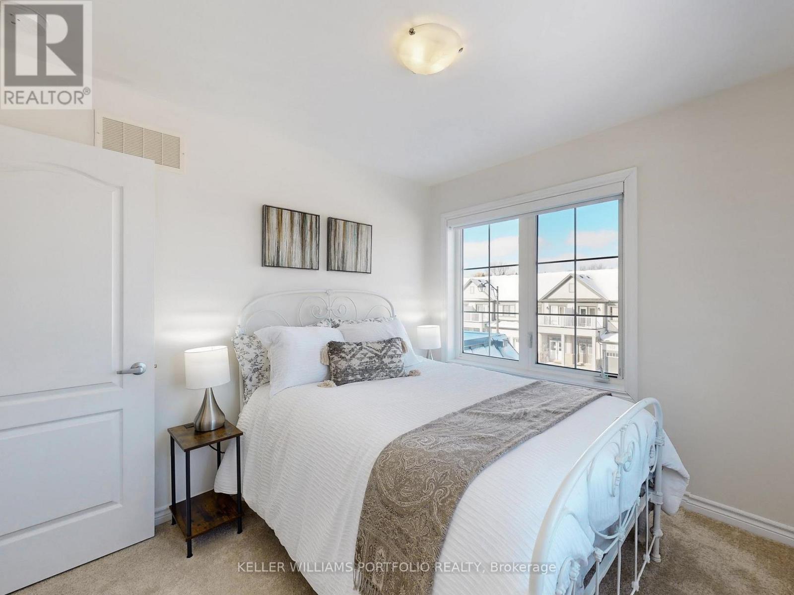 53 Blackpool Lane, East Gwillimbury, Ontario  L9N 0R7 - Photo 17 - N13025674