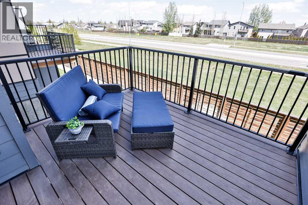 3, 65 Aquitania Circle W, Lethbridge, Alberta  T1J 5M5 - Photo 9 - A2310696