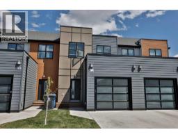 3, 65 Aquitania Circle W, Lethbridge, Alberta