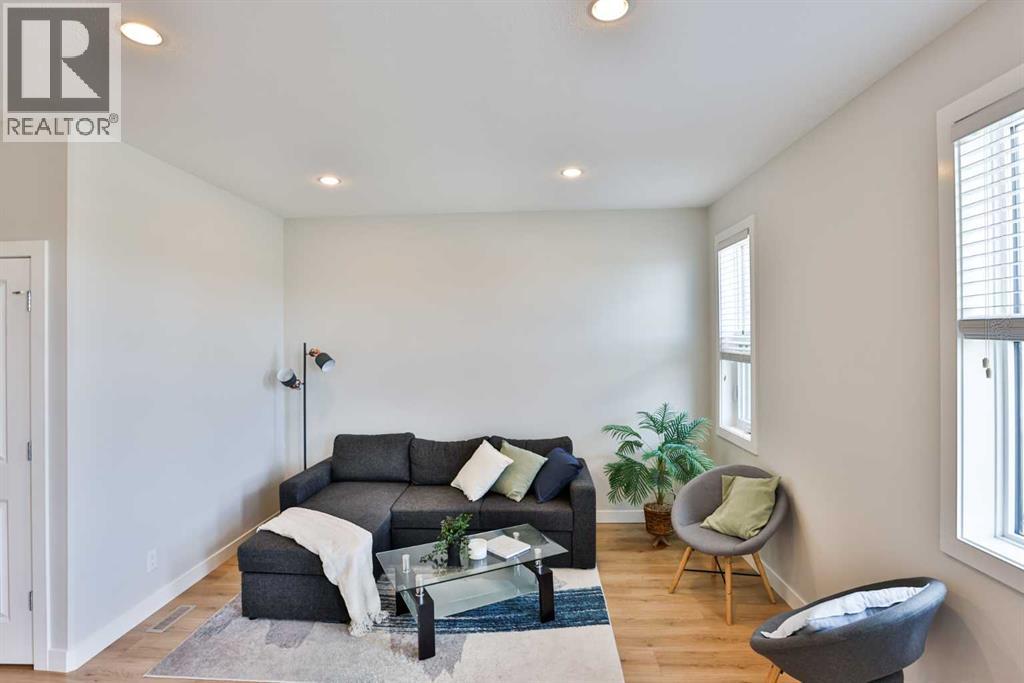 3, 65 Aquitania Circle W, Lethbridge, Alberta  T1J 5M5 - Photo 7 - A2310696