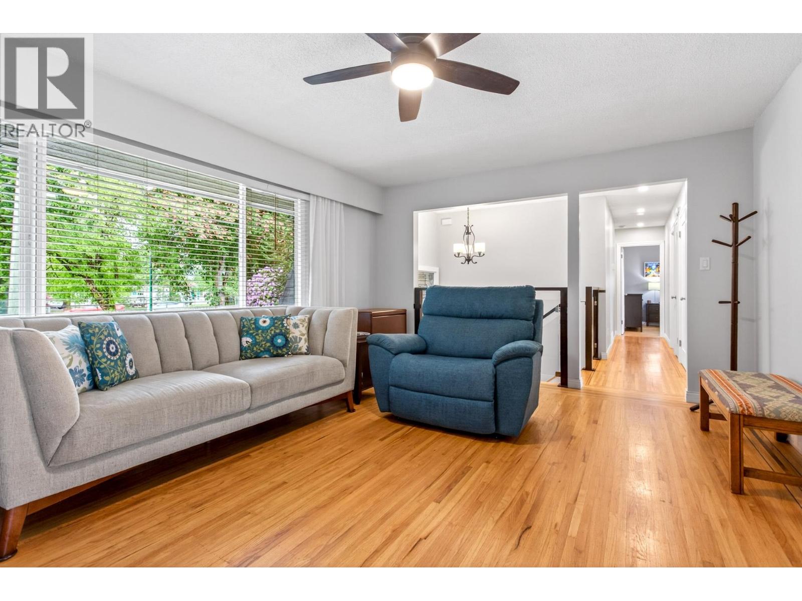 5240 Sprott Street, Burnaby, British Columbia  V5G 1T5 - Photo 6 - R3124703