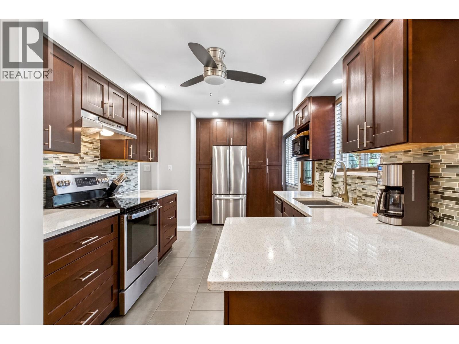 5240 Sprott Street, Burnaby, British Columbia  V5G 1T5 - Photo 8 - R3124703