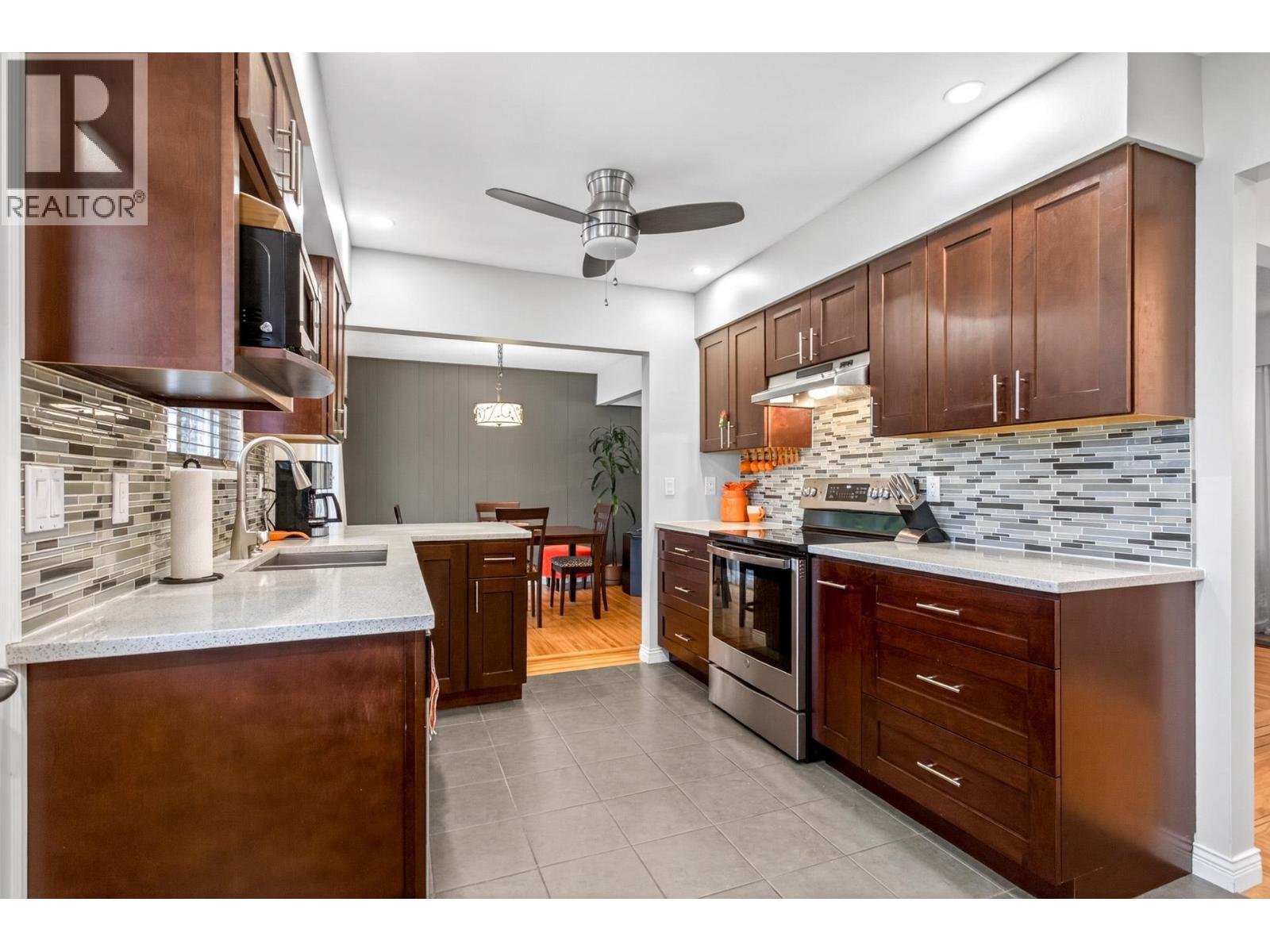 5240 Sprott Street, Burnaby, British Columbia  V5G 1T5 - Photo 9 - R3124703