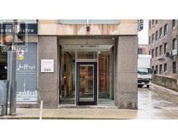 913 - 388 RICHMOND STREET W, Toronto, Ontario