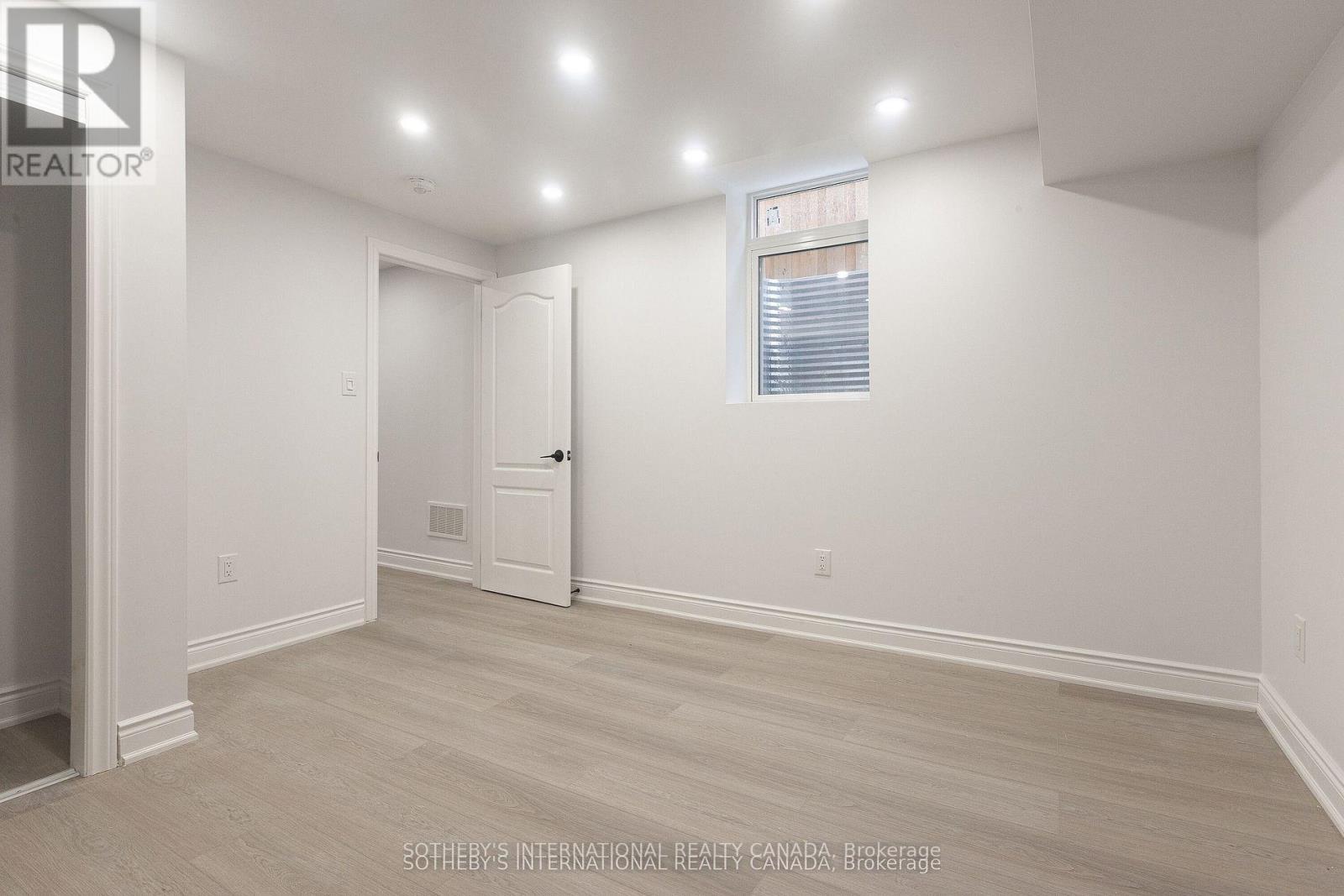 Basement - 1182 Blueheron Boulevard, Mississauga, Ontario  L5V 2E1 - Photo 10 - W13145566