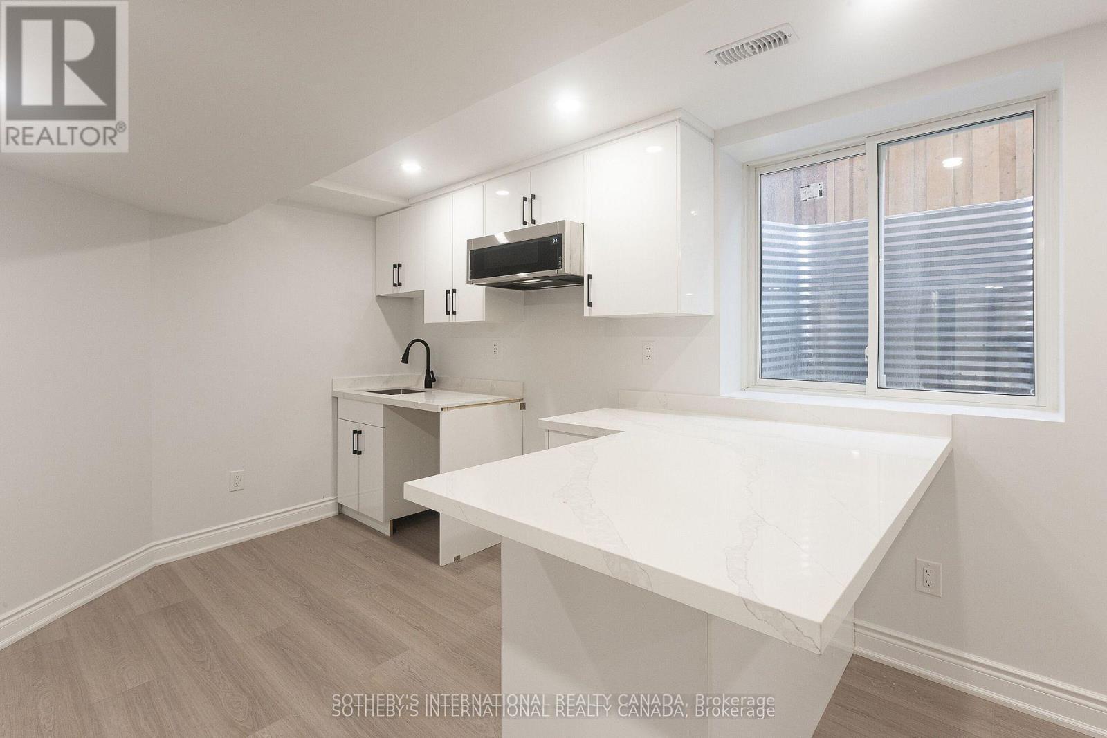 Basement - 1182 Blueheron Boulevard, Mississauga, Ontario  L5V 2E1 - Photo 16 - W13145566