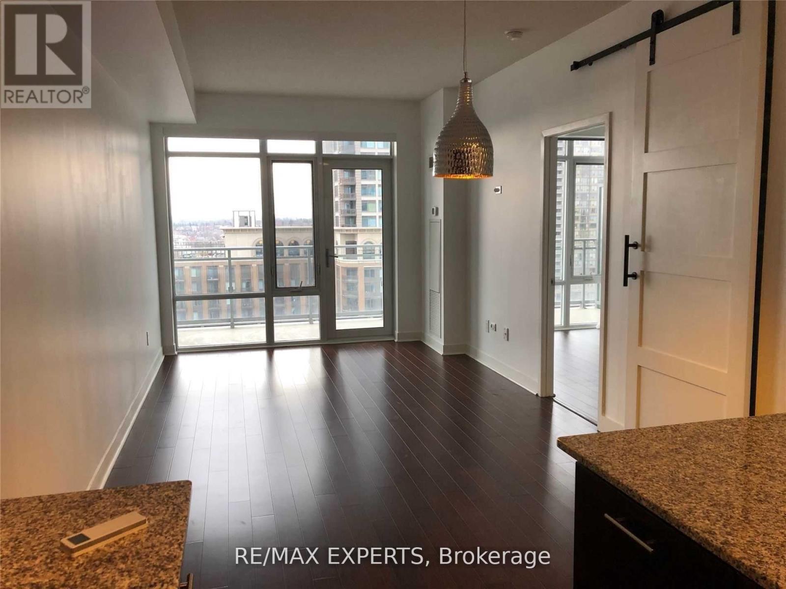1007 - 365 Prince Of Wales Drive, Mississauga, Ontario  L5B 0G6 - Photo 6 - W13145586