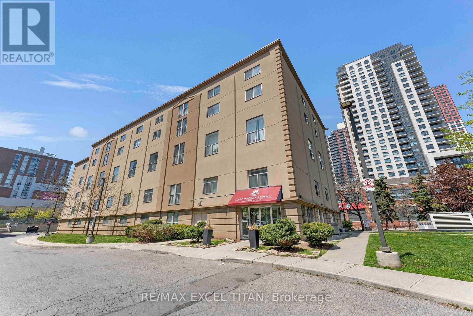 112 - 1407 DUPONT STREET
